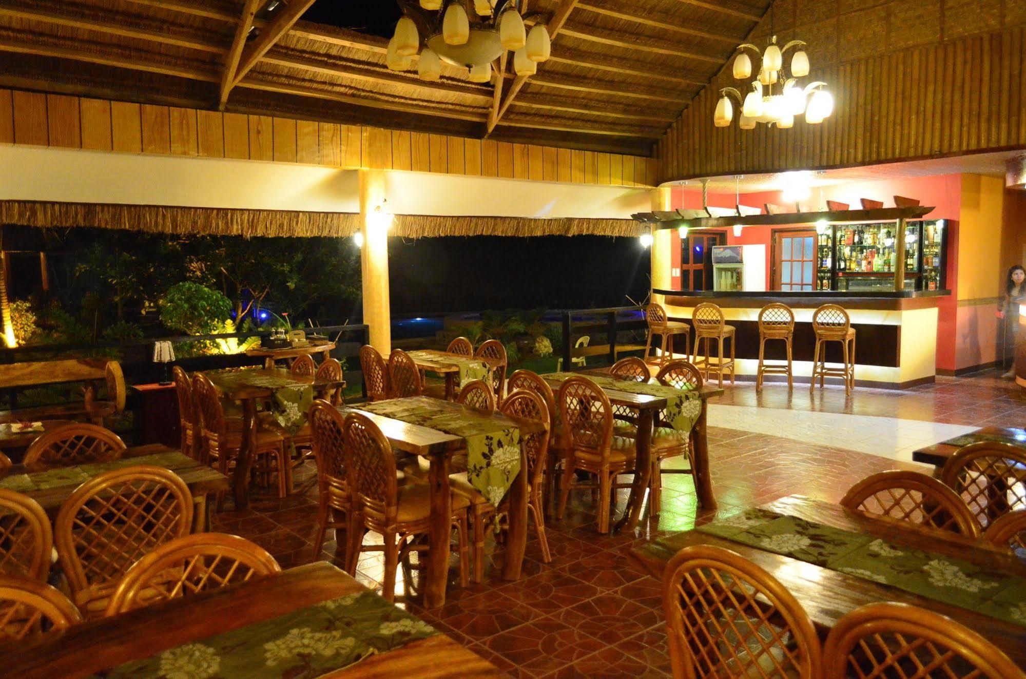 Veraneante Resort Panglao City Exterior foto